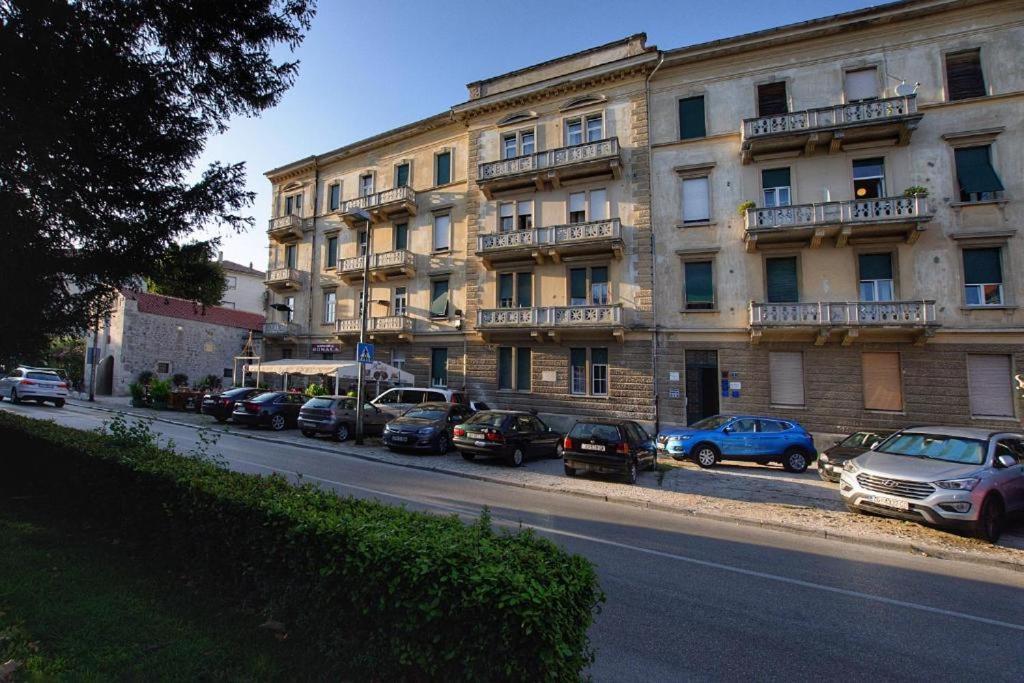 Sophie The Center Of The Old Town Apartment Zadar Luaran gambar
