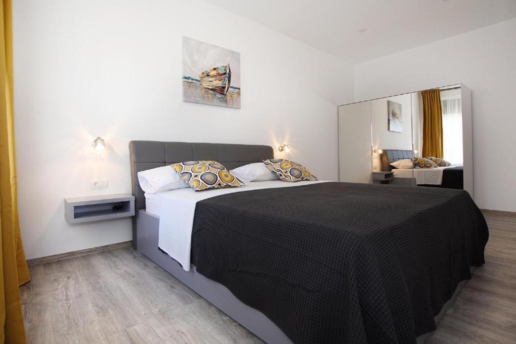 Sophie The Center Of The Old Town Apartment Zadar Luaran gambar