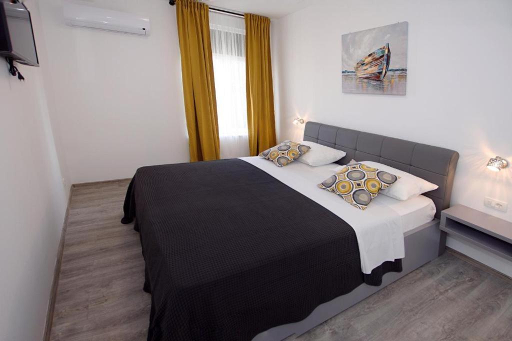 Sophie The Center Of The Old Town Apartment Zadar Luaran gambar
